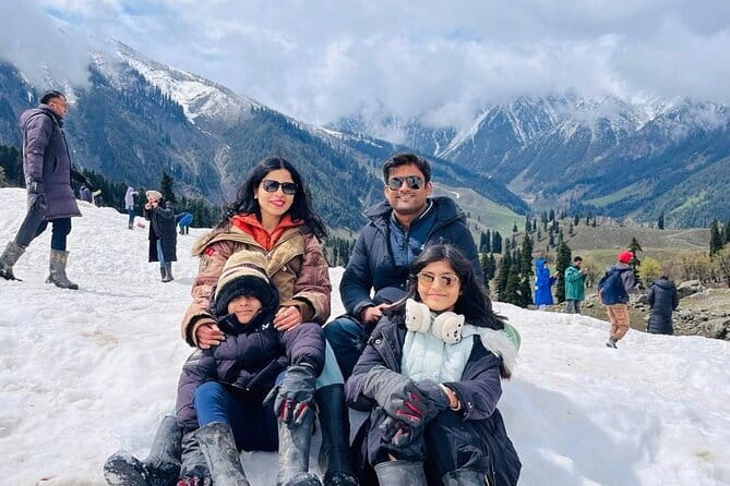 Exotic Kashmir Package - Day 2 to Gulmarg: meadows in the Pir Panjal range