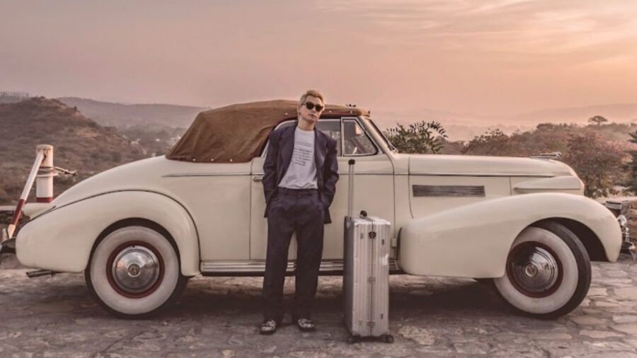 Experience Luxury: Private Museum, Vintage Car Ride - Vintage car ride around Lake Pichola: the photos and the pace