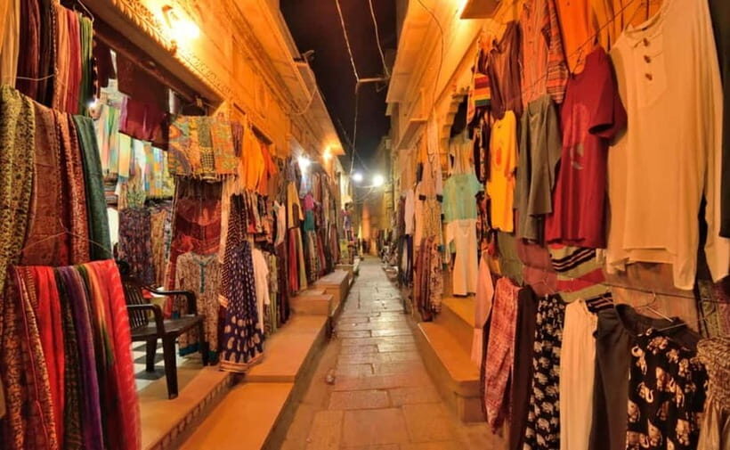 Explore Jaisalmer at Night (2 Hour Guided Walking Tour) - Fort lights meet Jain carving: seeing faith details in a new way
