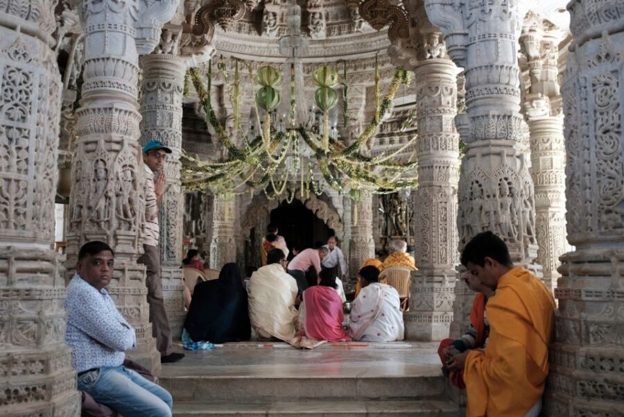 Explore Ranakpur Jain Temple from Udaipur with Jodhpur Drop - Inside the temple: rooms, marble columns, and the Adinath chamber