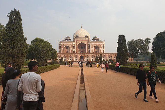 Exploring Old and New Delhi Full-Day Private Guided Trip - Red Fort from the outside: what you can see and why the guide helps