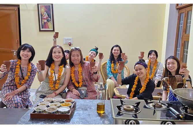 Family cooking experience in Jaipur, including transport & meals - What you’ll eat: Rajasthani dishes in a family dining room