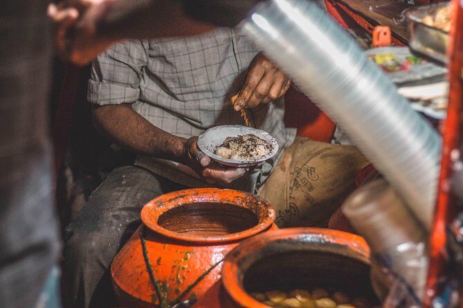 Food Walk tour of Old & New Delhi with a local guide - The 4-hour structure: how you’ll actually spend your afternoon