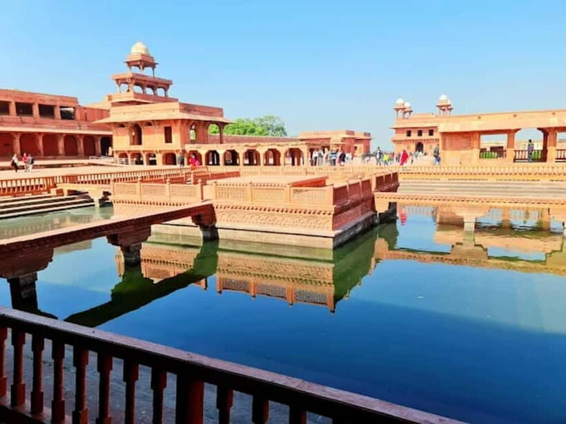 From Agra: Fatehpur Sikri Guided Tour - The guided tour: what you’ll actually learn on-site