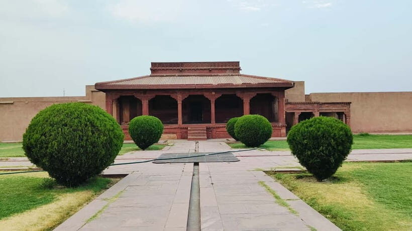 From Agra : Fatehpur Sikri Sightseeing by Private Car - Fatehpur Sikri in one day: what you’re really signing up for