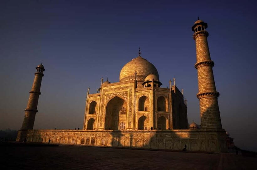 From Agra: Half Day Sunrise Tour of Taj Mahal with Agra Fort - Agra Fort after breakfast: Mughal power in red sandstone
