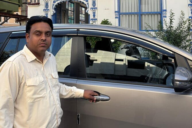 From Agra: Private one way Transfers Cab To Delhi drop - What You’ll Actually Do Day-Of
