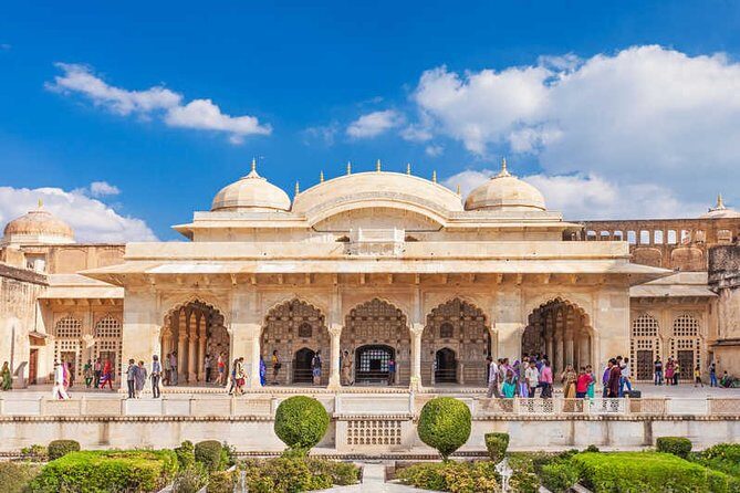 From Agra: Same Day Guided Jaipur Tour by Car with Skip-the-Line - Amber Fort on a hill: the most time-efficient “must-see”