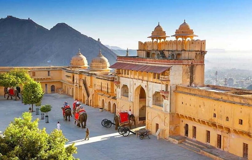From Delhi: 2-Day Agra & Jaipur Golden Triangle Experience - Day 1: From Delhi to Taj Mahal and Agra Fort (with a fast, guided entry)