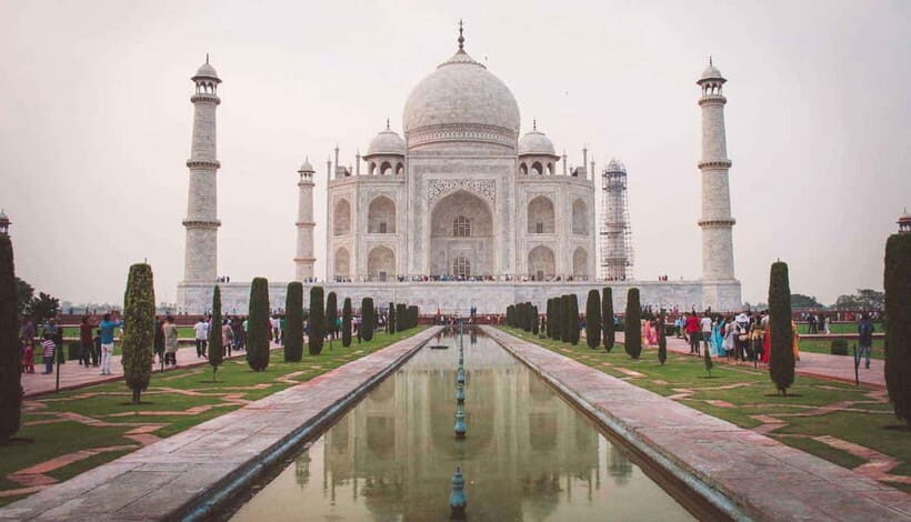 From Delhi: 2-Day Golden Triangle Trip to Agra and Jaipur - Day 1: Taj Mahal Timing and Agra Fort After the Drive