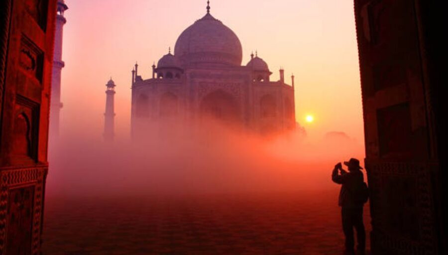 From Delhi: 2-Day Private Agra Trip w/ Taj Mahal & Agra Fort - Hotel with breakfast, and what you should budget for meals