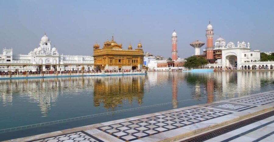 From Delhi: 2-Days Amritsar Tour by Train - Day 1 setup: landing in Amritsar without the stress