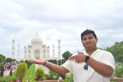 From Delhi: 2 Days Taj Mahal & Agra City Tour With Fatehpur Sikri - Agra Fort: Where You Understand the City