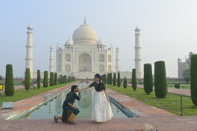 From Delhi: 2 Days Taj Mahal & Agra City Tour With Fatehpur Sikri - Overnight in Agra: Keeping Day 2 from Becoming a Grind