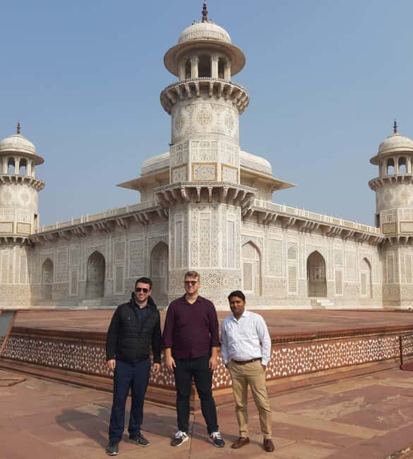 From Delhi: 2 Days Taj Mahal & Agra Tour With Fatehpur Sikri - Fatehpur Sikri: the UNESCO “ghost town” of the Mughal Empire