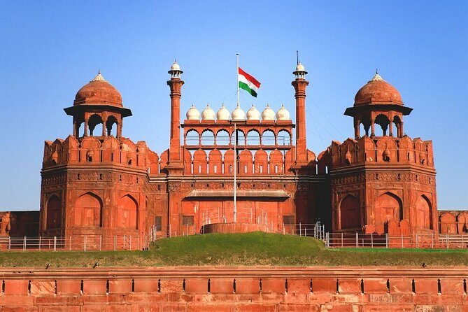 From Delhi 2 Nights 3 Days Golden Triangle Tour Delhi Agra Jaipur - Day 1 in Delhi: Mughal monuments, a market stop, and calm temples