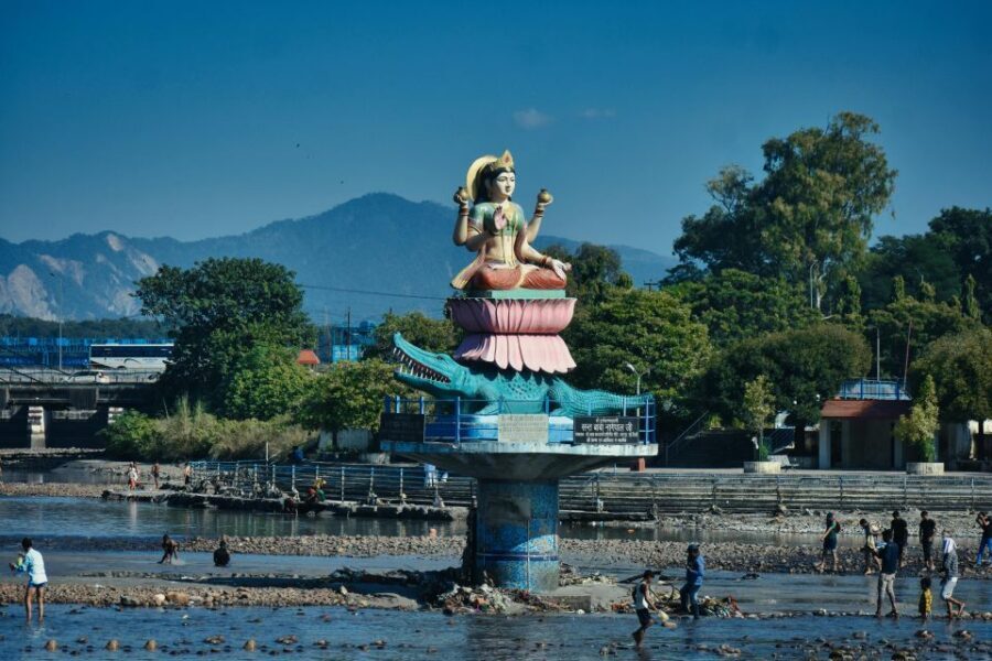 From Delhi: 3 Days Haridwar Rishikesh Tour With Guide - Parmarth Niketan evening ceremony: music at Ganga time