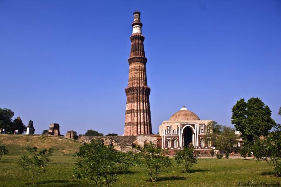 From Delhi: 6 Day GoldenTriangle Tour with Varanasi ByFlight - Day 4 flight to Varanasi: changing gears from forts to the Ganges