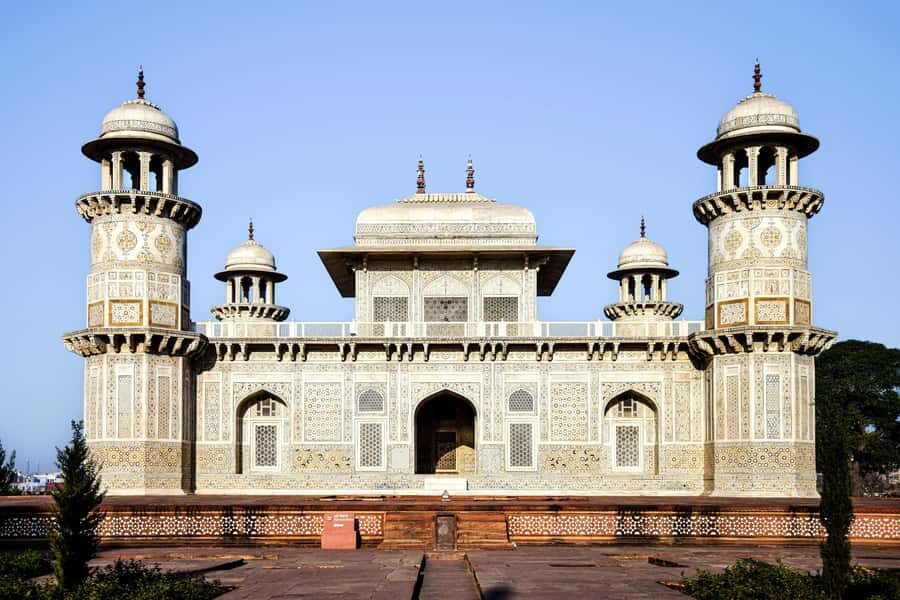 From Delhi: Agra Private Tour with Fast Entry to Taj mahal - Mehtab Bagh (optional): the extra Taj view across the Yamuna