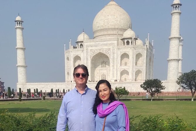 From Delhi: All-Inclusive Taj Mahal Tour by Train with Escort - Getting picked up at 6:30 and riding with your private guide