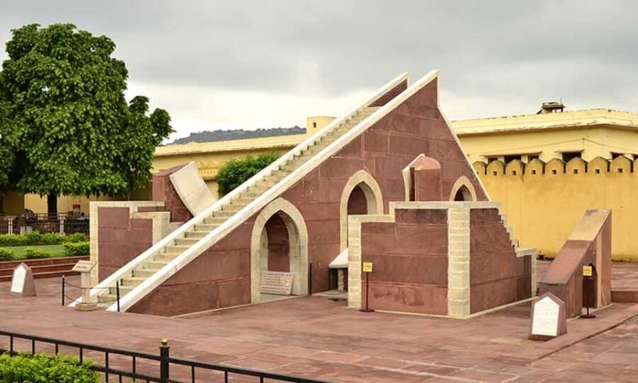 From Delhi: Jaipur Private Full-Day Guided Tour - Transport, Comfort, and the “Small Stuff” That Adds Up
