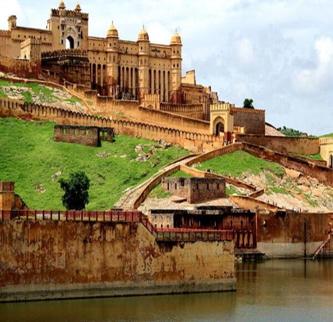 From Delhi: Private 2-Day Golden Triangle Agra & Jaipur Tour - Night in Jaipur: Getting Set for a More Relaxed Day