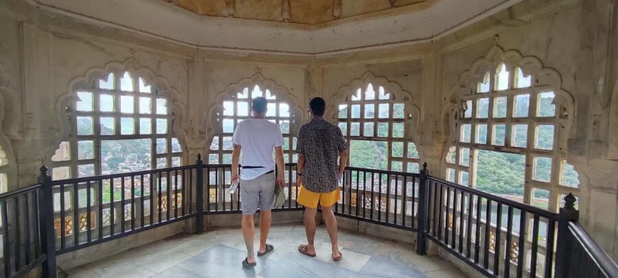 From Delhi: Private 2-Day Golden Triangle Luxury Tour - Hotels and comfort: 4-star vs 5-star choices, and what twin-sharing means
