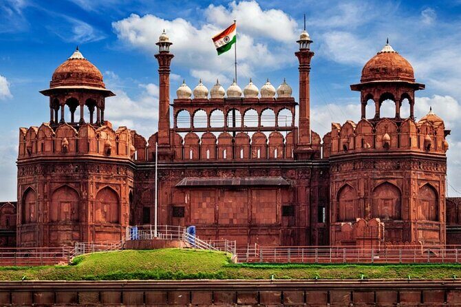 From Delhi : Private Full Day Old and New Delhi City Tour - Guide and driver payoff: safety, language, and photo help
