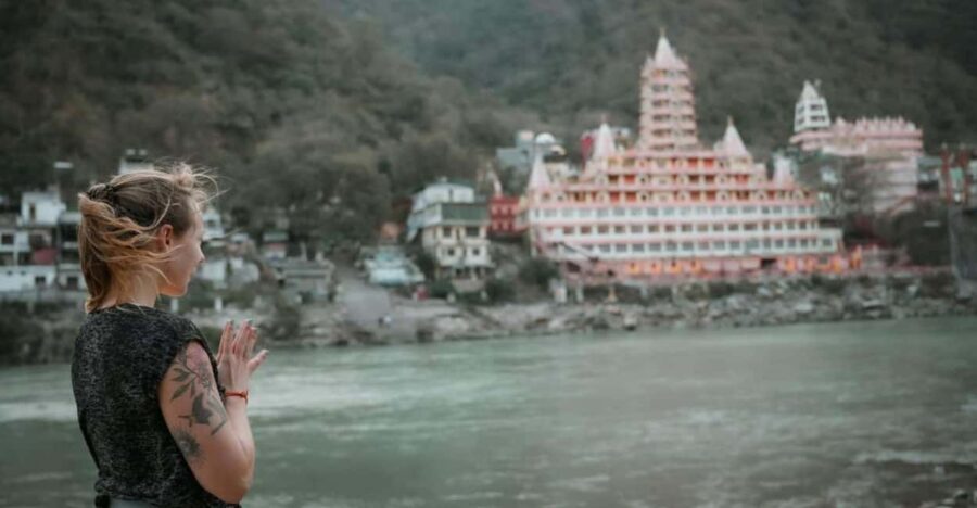 From Delhi: Private Rishikesh and Haridwar Day Tour by Car - Triveni Ghat and Lakshman Jhula: Walking the Ganges Like a Local