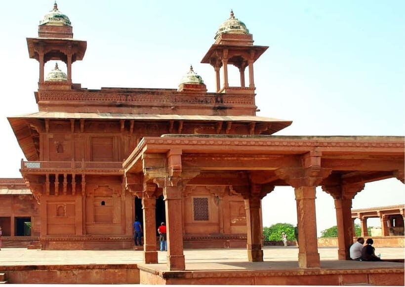 From Delhi: Private Taj Mahal Agra & Fatehpur Sikri Day Tour - Pickup, Car Comfort, and the Reality of Driving Time