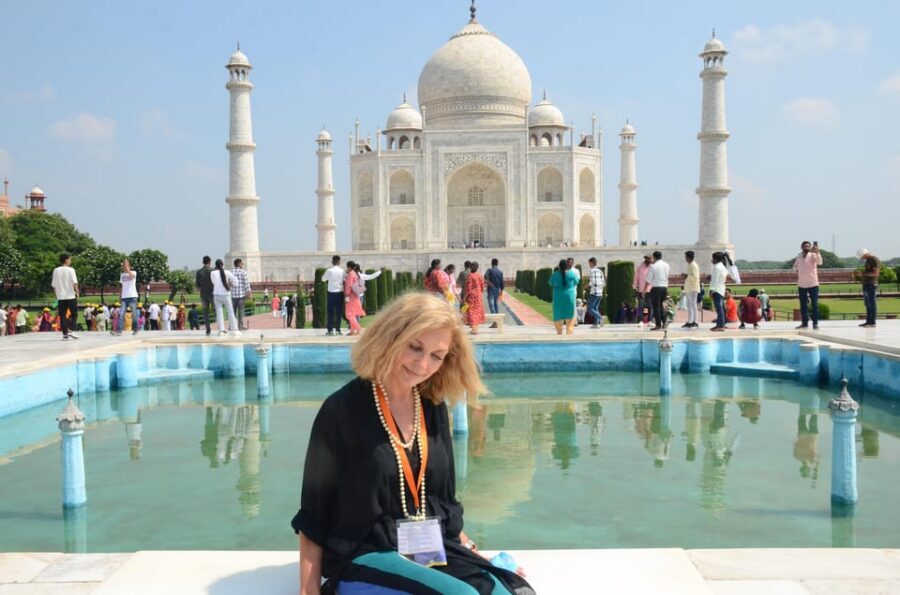 From Delhi : Private Taj Mahal & Agra Tour with 5 Star Lunch - Getting to Agra Comfortably: AC Pickup and Private Driver