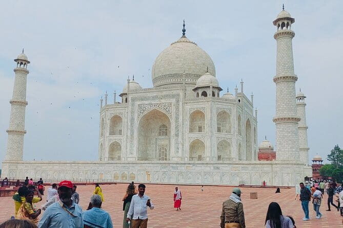 From Delhi Private Taj Mahal and Agra Day Trip by Gatimaan Train - Key Highlights You’ll Feel Immediately