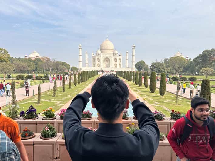 From Delhi: Private Taj mahal and Agra Fort with Car Tour - From Delhi to Agra: Why the Private Car Matters
