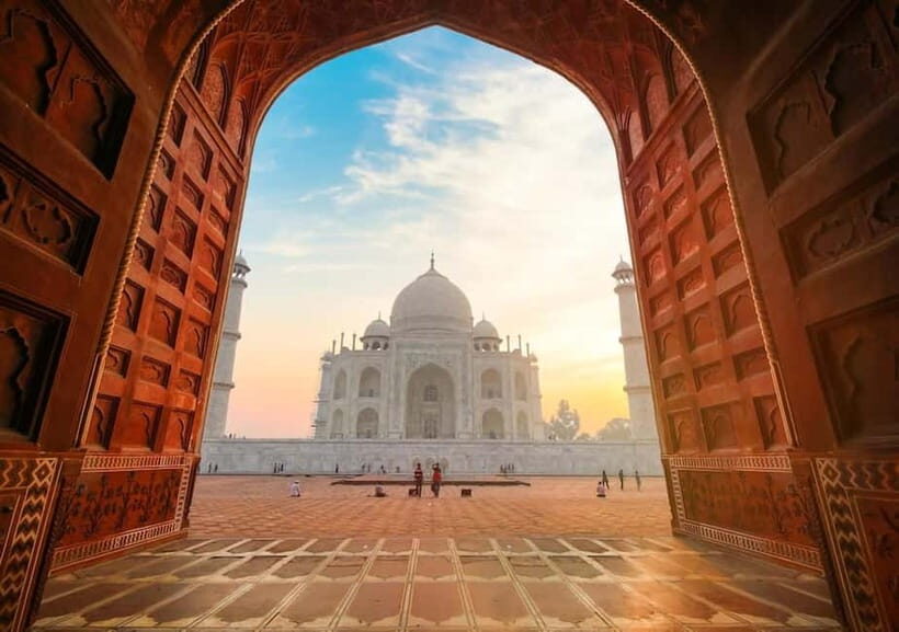 From Delhi: Private Taj Mahal Sunrise with Agra Tour By Car - The private A/C car from Delhi: comfort matters at this hour
