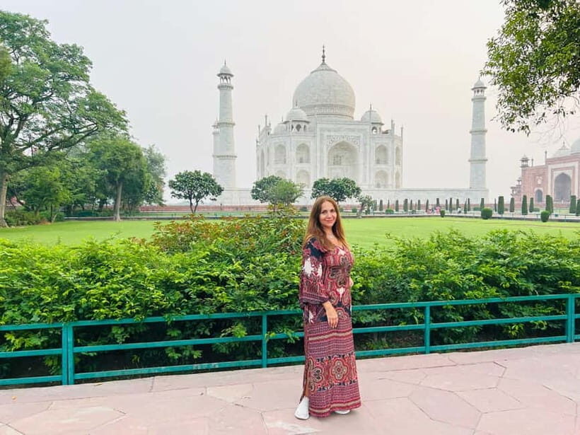 From Delhi: Private Taj Mahal Sunrise with Agra Tour By Car - Breakfast at a 5-star hotel: why it’s more than a meal