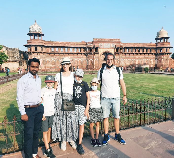 From Delhi: Private Taj Mahal Sunrise with Agra Tour By Car - Taj Mahal with a live guide: seeing more than the postcard