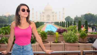 From Delhi: Same Day Taj Mahal, Agra Day Tour By Car - The Delhi-to-Agra ride: pickup, comfort, and drop-off options