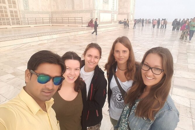 From Delhi: Same Day Taj Mahal Tour By Car - Why a Delhi-to-Agra car tour makes sense