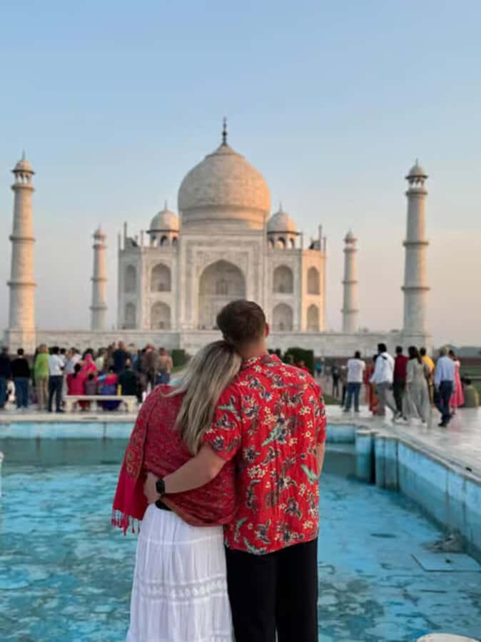 From Delhi: Same Day Taj Mahal Tour with lunch in 5 star - Taj Mahal timing: sunrise vs standard hours