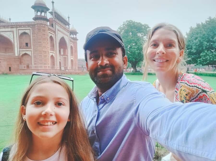 From Delhi: Same Day Taj Mahal Tour with lunch in 5 star - The driving rhythm: private car timing and why it helps