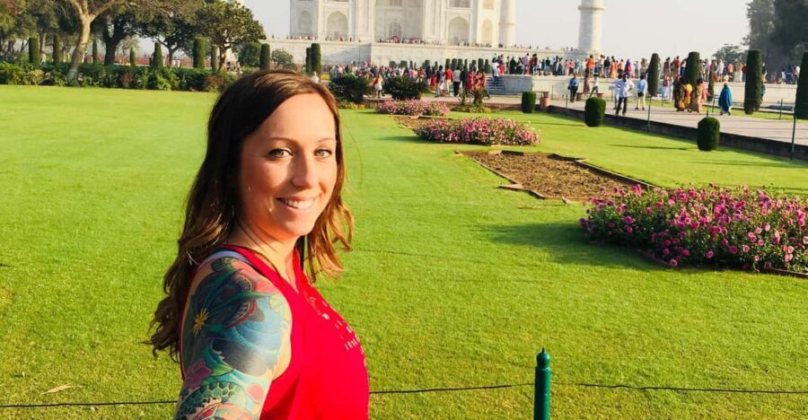 From Delhi: Sunrise Taj Mahal Tour To Agra - The Taj Mahal in sunrise light: what changes from morning to later