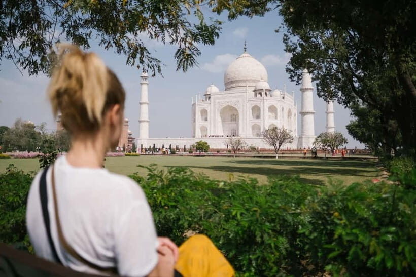 From Delhi: Sunrise Taj Mahal Tour To Agra - How the guide story makes the building click