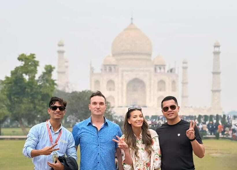 From Delhi: Taj Mahal & Agra Day Tour by Superfast Train - Entering the Taj Mahal with a Guided Game Plan