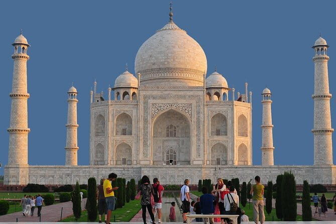 From Delhi: Taj Mahal, Agra Fort & Baby Taj Private Day Tour - Small things that can change your day (and how to plan around them)