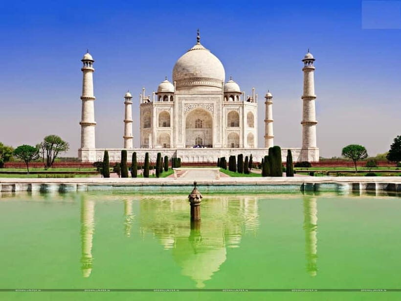 From Delhi: Taj Mahal, Agra Fort & Fatehpur Sikri in One Day - Taj Mahal Timing: Sunrise Starts and the Friday Closure Catch