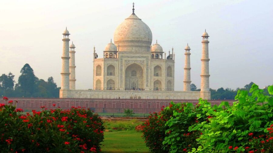 From Delhi: Taj Mahal & Agra Fort Private Tour with Options - Skip-the-line access: what it saves and what it cannot