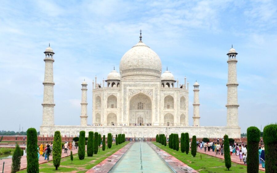 From Delhi: Taj Mahal & Agra Fort Private Tour with Options - Timing matters: Friday closures and sunrise fog in winter