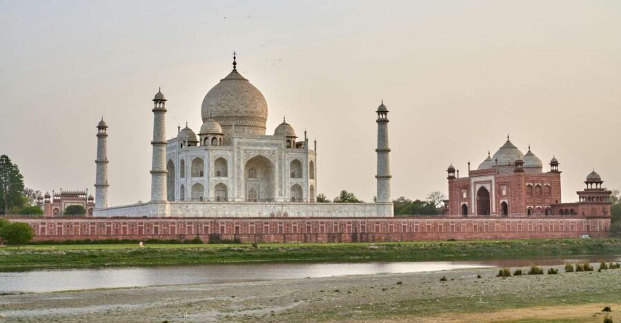 From Delhi: Taj Mahal & Agra Fort Private Tour with Options - Lunch plan and the practical food rules inside monuments