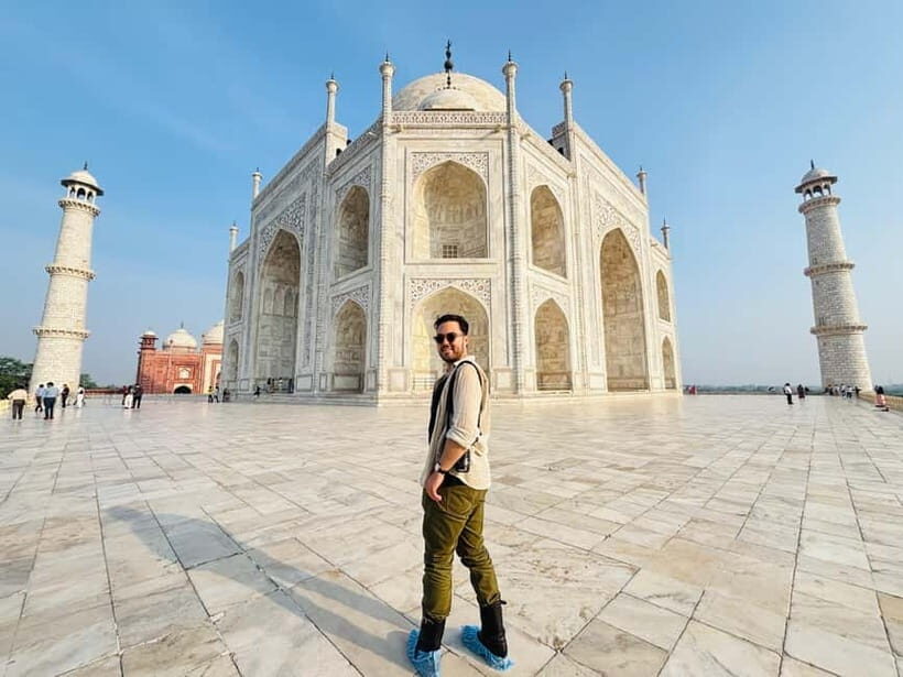 From Delhi: Taj Mahal & Agra Fort Tour with Transfers - A smart half-day route from Delhi or Agra