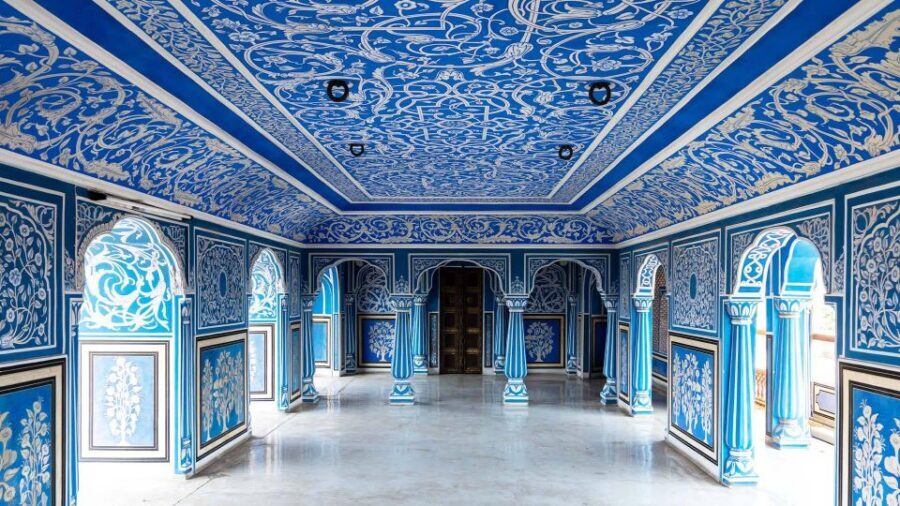 From Delhi: Taj Mahal & Agra Heritage Day Trip By Car - Agra Fort: the best way to see the Taj framed from inside